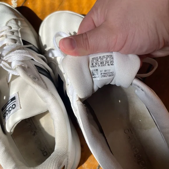 Adidas Stripped Shoes - Picture 6 of 6